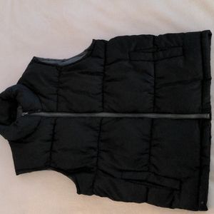 Men's Old Navy Puffer vest size small